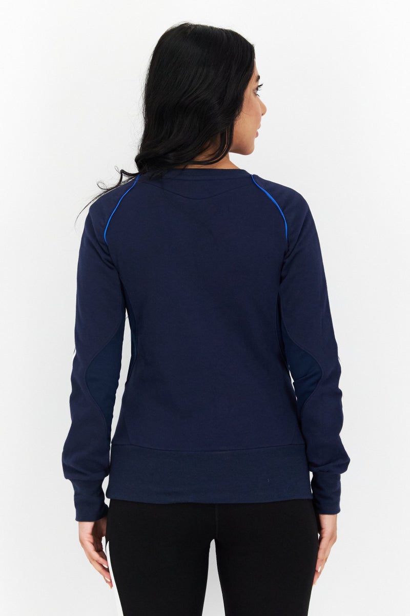 Adidas سويت شيرت تدريب رياضي للنساء بشعار العلامة التجارية، أزرق داكن - Image 4