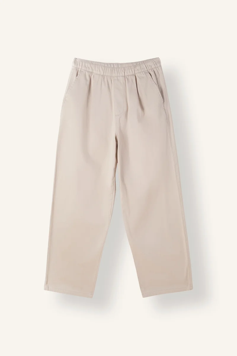 Defacto  Baggy Fit Basic Ultra Soft Pleated Trousers for Men | Best Price UAE