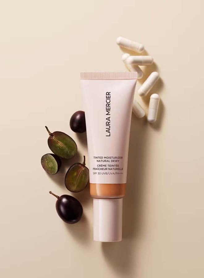 laura mercier Tinted Moisturizer Natural Dewy - Image 3