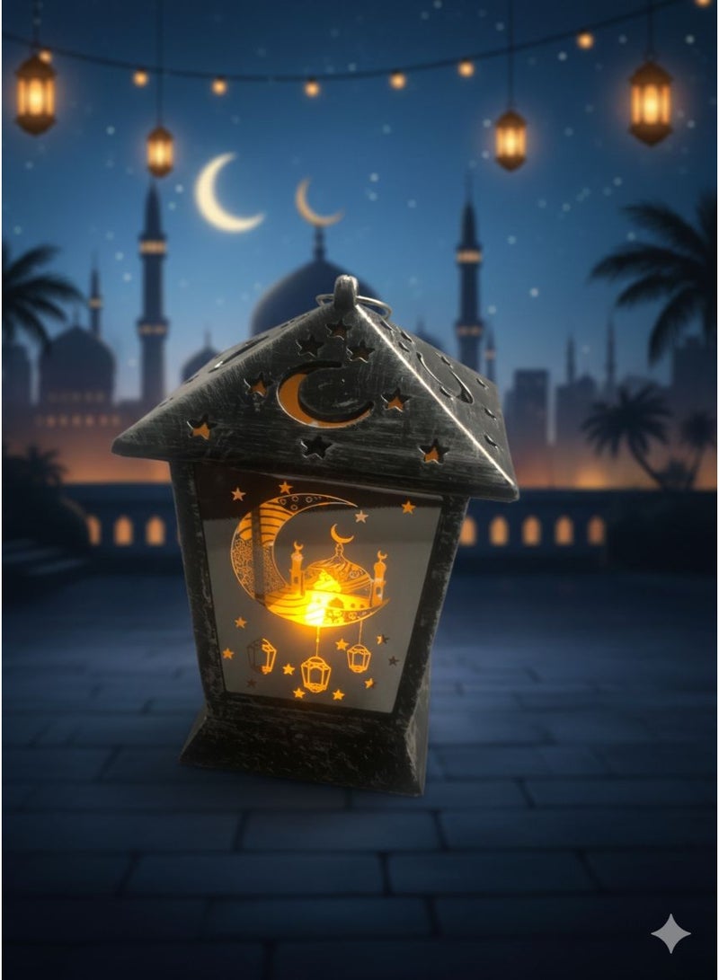 فانوس رمضان المضئ بعليقه  الفانوس سيلفر المزخرف ديكور فاخر للاحتفال مقاس 13*9 سم - Image 2