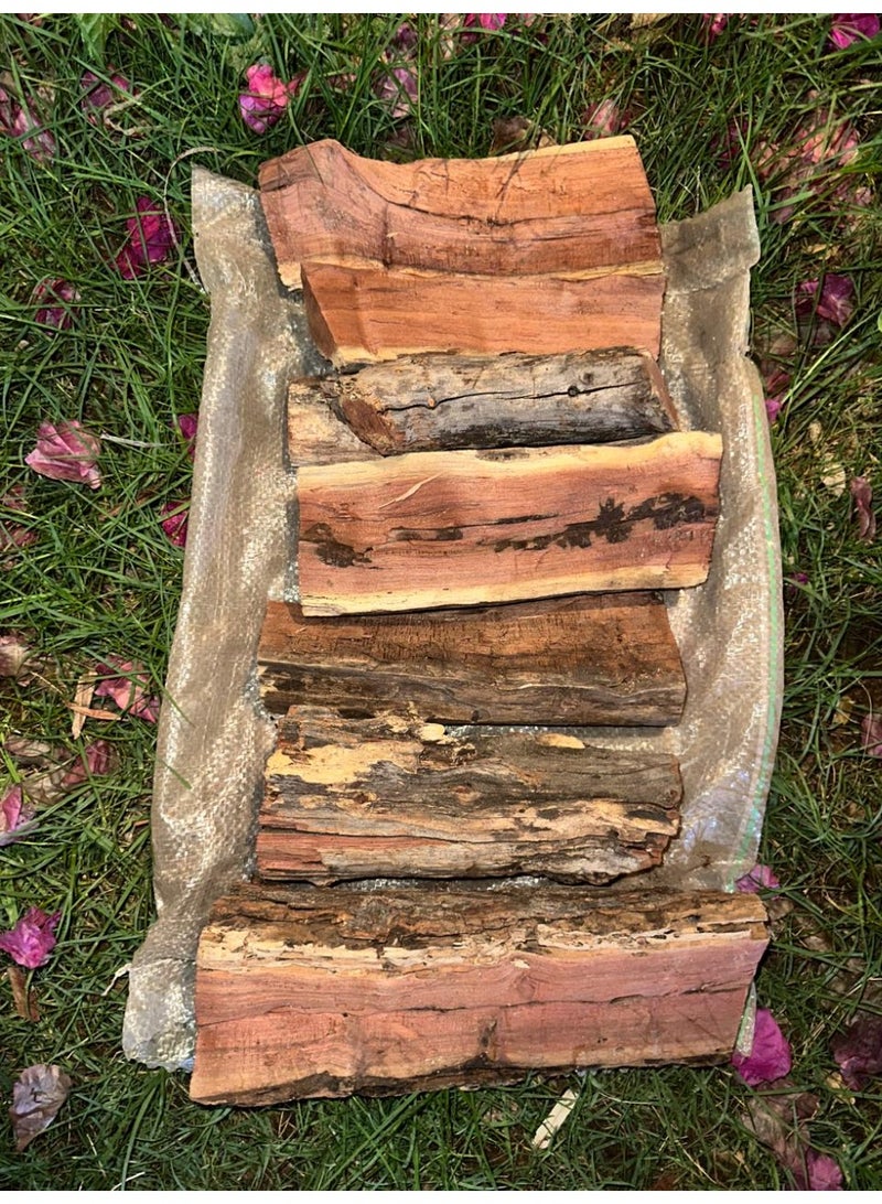 5 kg of African acacia firewood – dry, with a pleasant aroma and long-lasting embers; praised by all who have tried it. - Image 1
