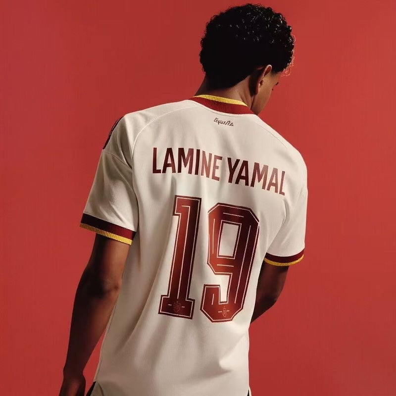 Spain 2026 World Cup Away Football Jersey - Yamal 19 Fan Shirt. - Image 3