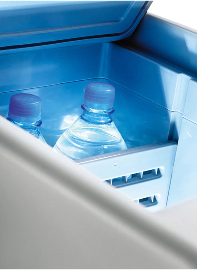 Dometic - refrigerator to heat and cool food and liquids,  refrigerator - Image 1