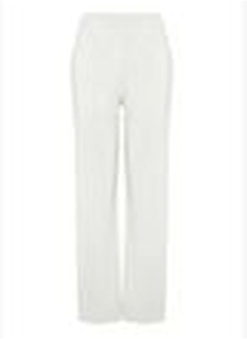 trendyol White Pleat Lined Stretchy Knitted Trousers TWOSS24PL00033