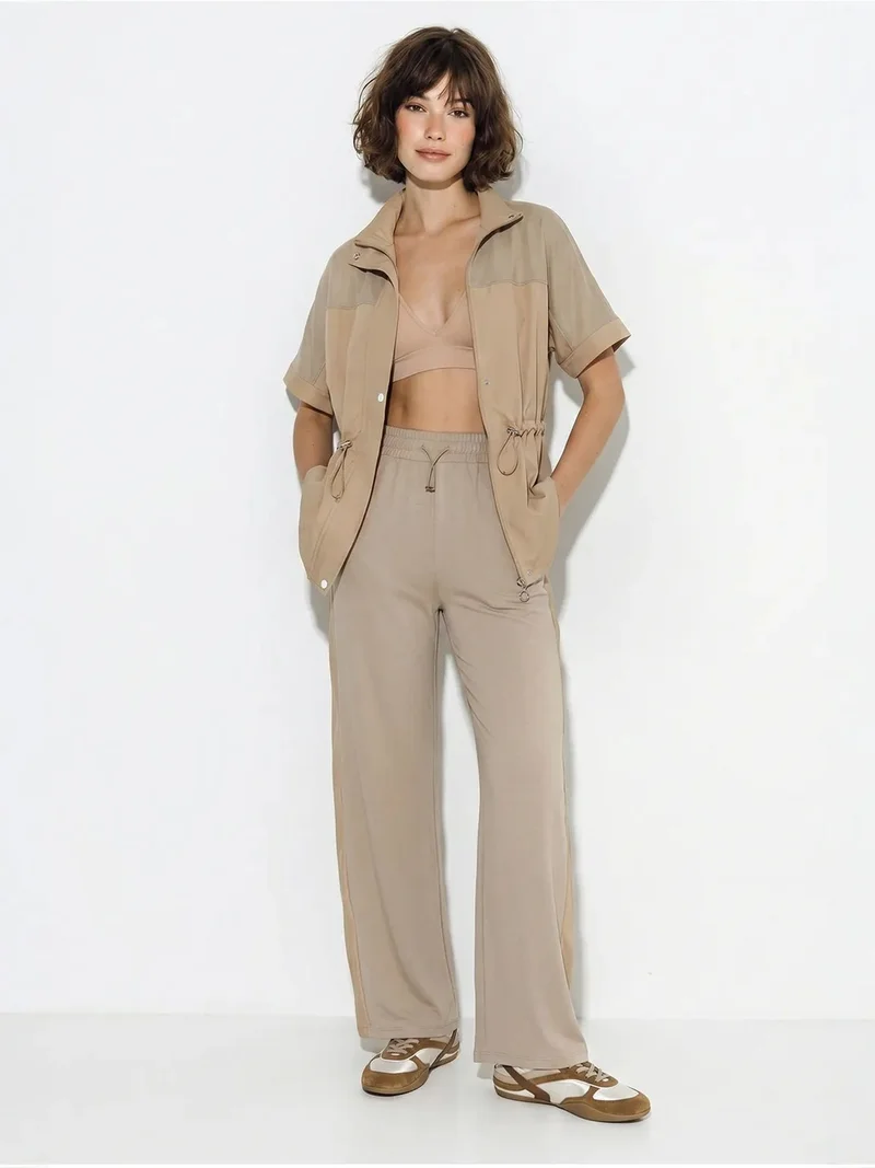 بيانكو لوتشي LUCCI Solid Wide-leg Cardigan And Trouser Set
