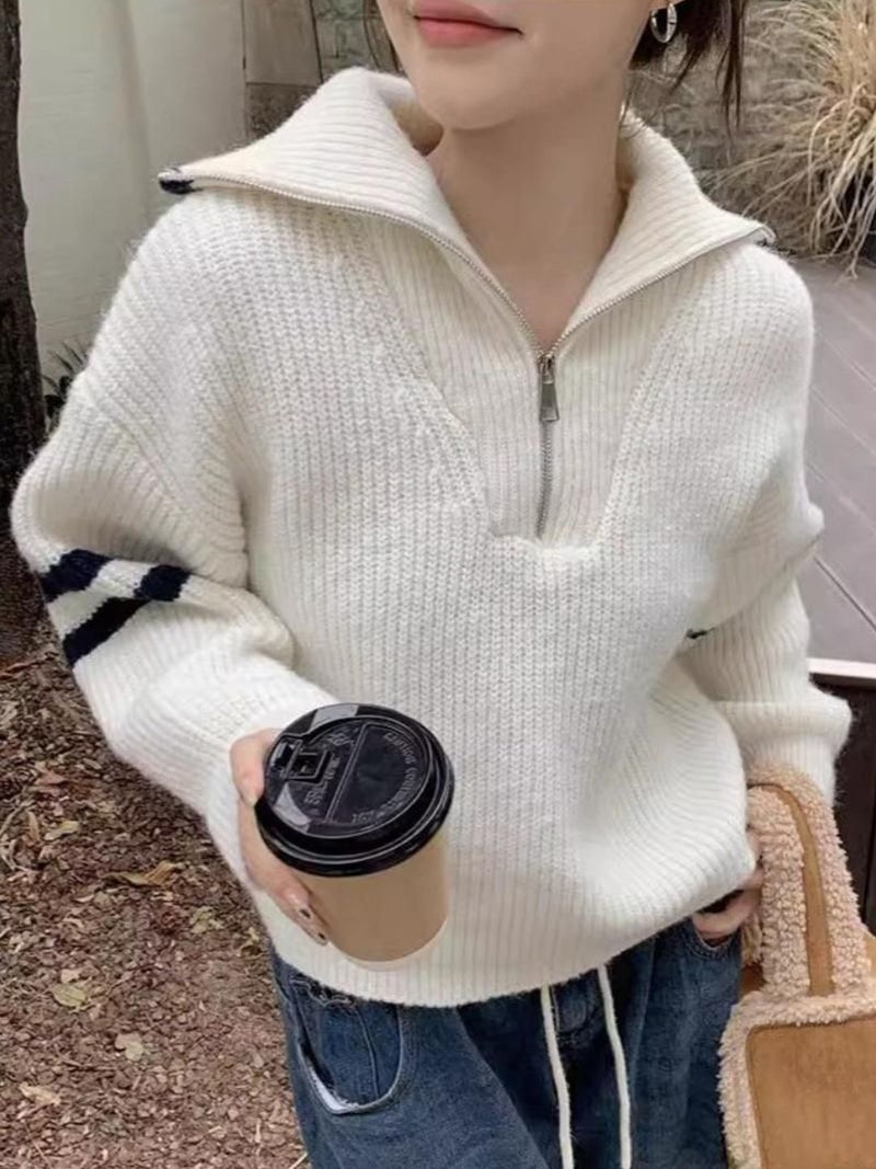 YUNIQEE سويت شيرت أبيض بأكمام طويلة - Image 1