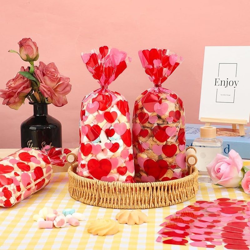 بيوني مان 120 PCS Valentines Cellophane Treat Bags 10.8 x 5in Valentine Heart Clear Candy Bag Red Pink Hearts Plastic Goodie Bags with Twist Ties for Valentines Day Cookie Gift Bag Wedding Party Favors Supplies - Image 4