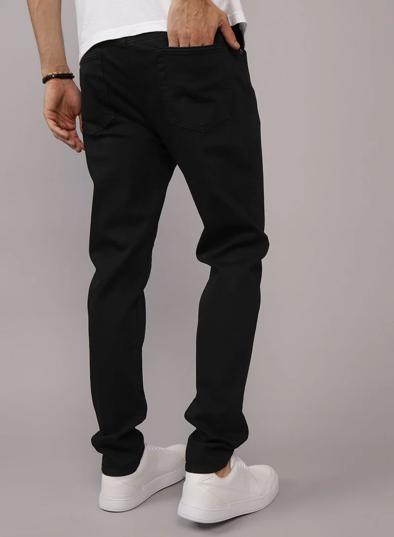American Eagle Airflex+ Rinse Wash Relaxed Fit Jeans