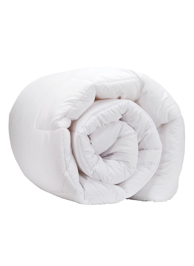 House One Microfiber Mattress Topper20 cm With Microfiber Filling and Rubber Corners Edges - 200x150 cm - White - Image 2