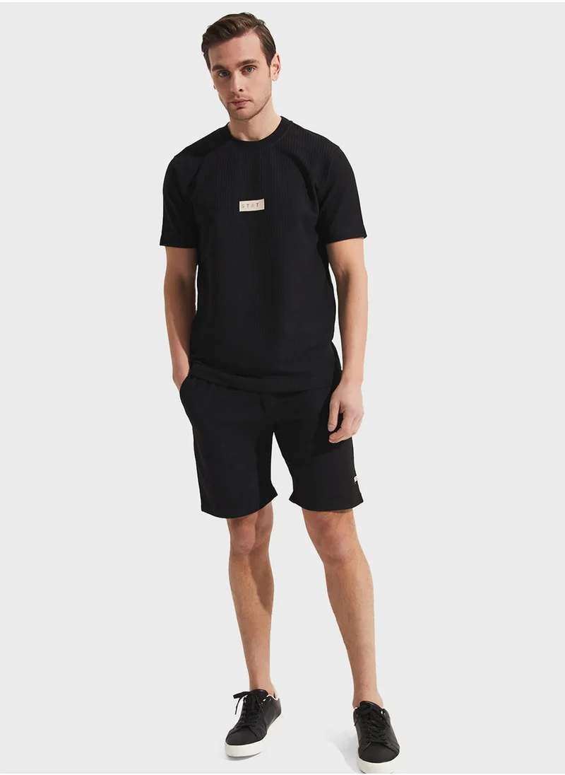 JUNE Essential Shorts