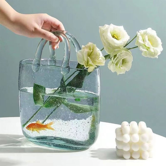 GLASS VASE WITH ELEGANT PURSE DESIGN HAND PURSE VASE WITH FISH BOWL UNIQUE FLOWER VASE WITH HANDLE AND BUBBLES FOR HOME DECOROFFICEGARDENWEDDING DECORENTERPIECEEVENTSLIGHT BLUE