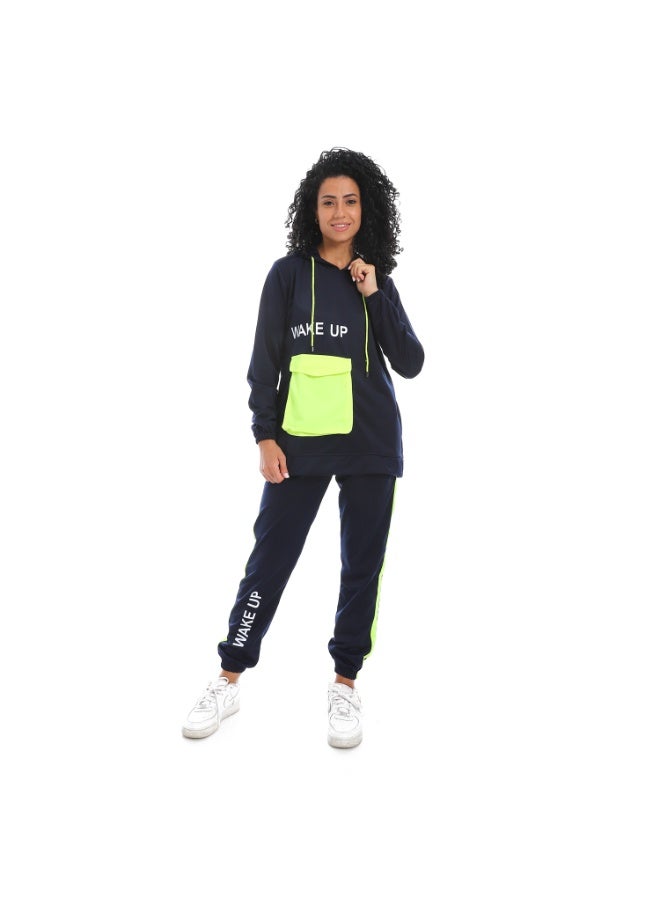 سيزار ترنج حريمي مزود بطباعة وجيب علي الصدر - Image 1