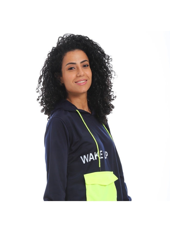 سيزار ترنج حريمي مزود بطباعة وجيب علي الصدر - Image 5