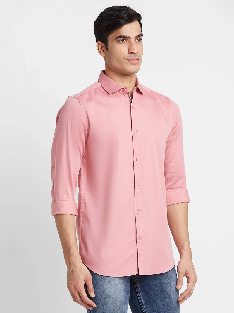 globus Globus Men Salmon Solid Cotton Regular Fit Casual Shirt