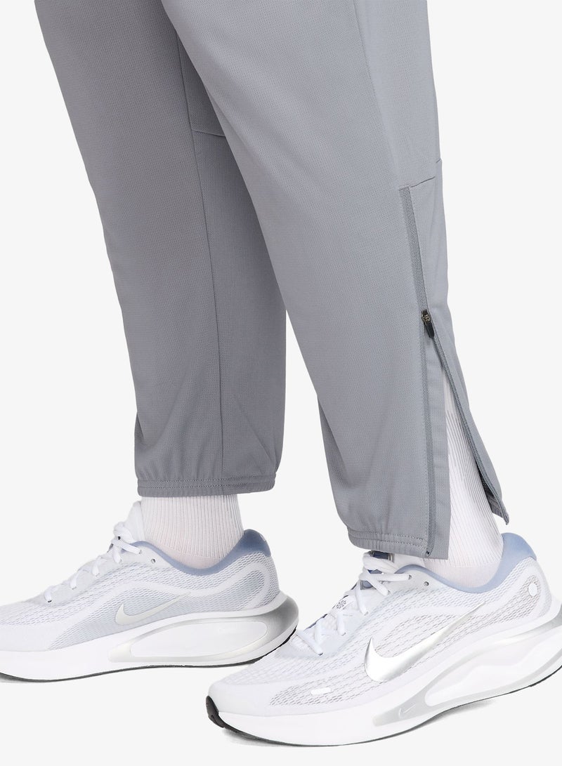 Nike Dri-Fit Challenger Knitted Sweatpants - Image 4