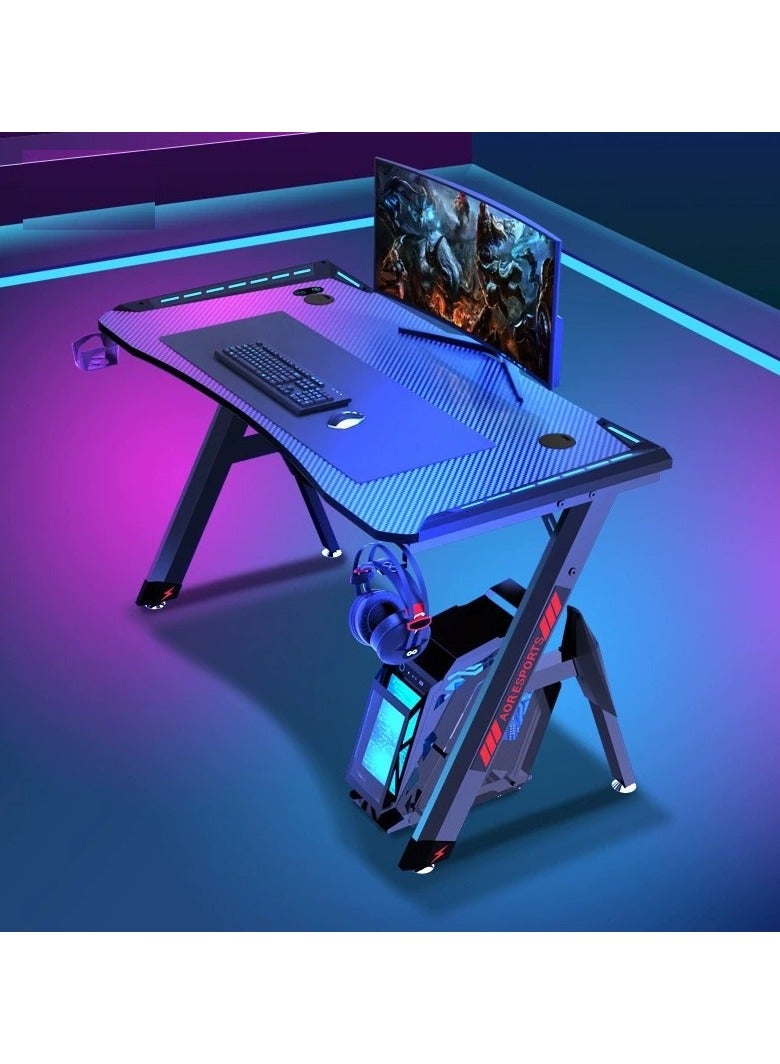 منزل منظم طاولة ألعاب مع مكتب كمبيوتر من ألياف الكربون مع مصابيح LED وإضاءة RGB مع خطاف سماعة رأس وحامل أكواب ومحطة عمل للألعاب - Image 2