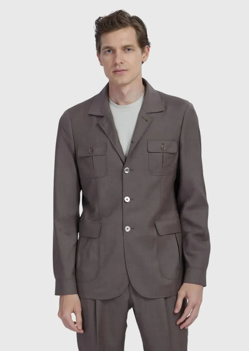 رامسي قميص بني فاتح سادة بقصة ضيقة عند الكتفين، مصنوع من الصوف بنسبة 100%