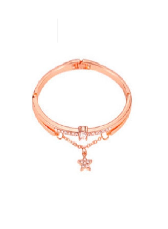 Fashionable bucket shaped square women's quartz watch with exquisite rhinestones on the dial, a two-piece set of watches and bracelets  - Image 4