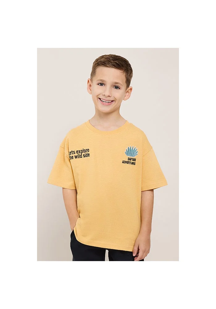 أر أند بي Embroidered T-Shirt with Crew Neck and Short Sleeves