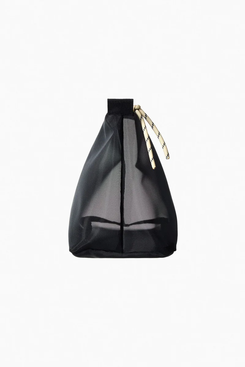 H&M  Mesh wash bag  | Best Price UAE