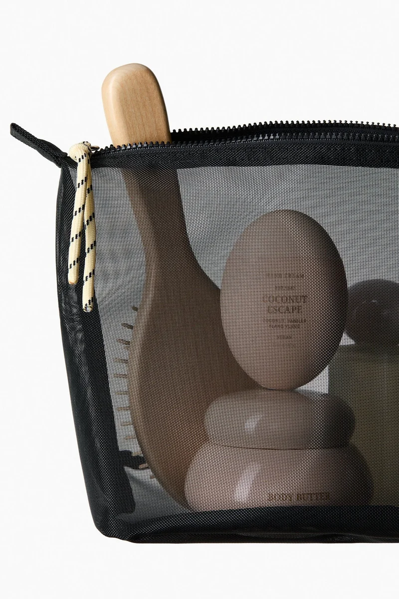 H&M Mesh wash bag