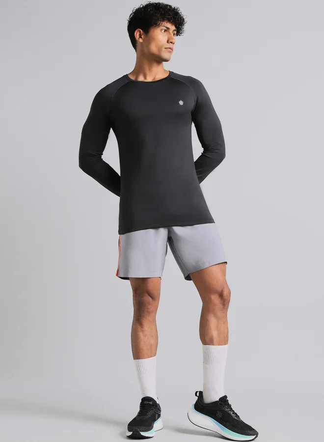 Cult Men Slim Fit Build Up Performance T-Shirt