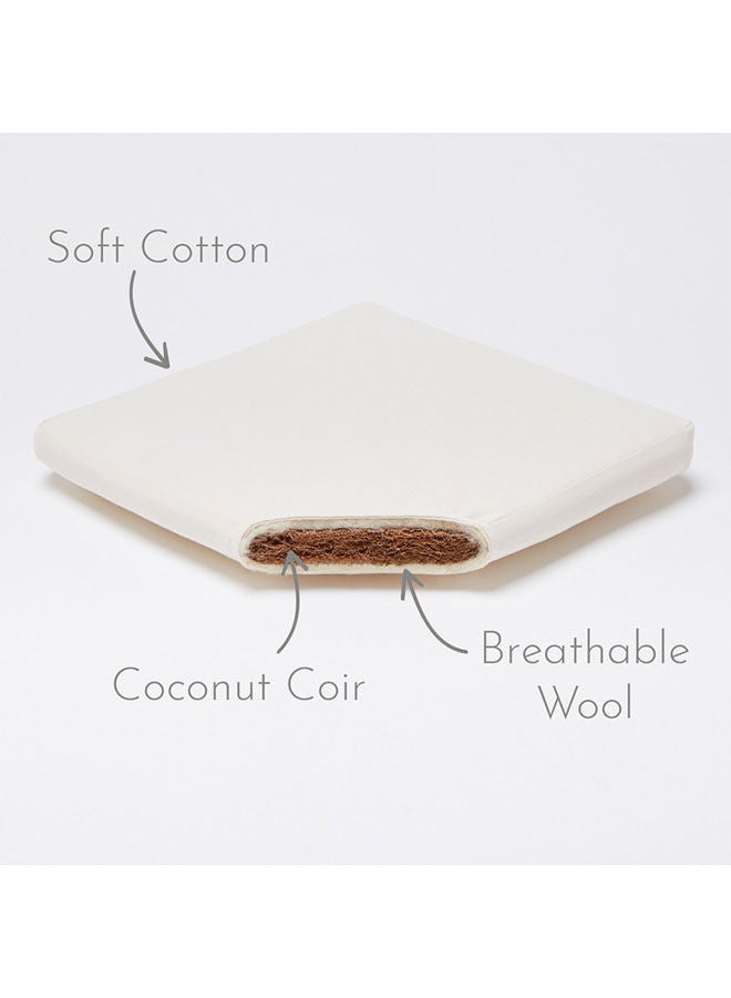 The Little Green Sheep Natural Knitted Baby Moses Basket And Mattress From 0 - 4 Months - Image 3