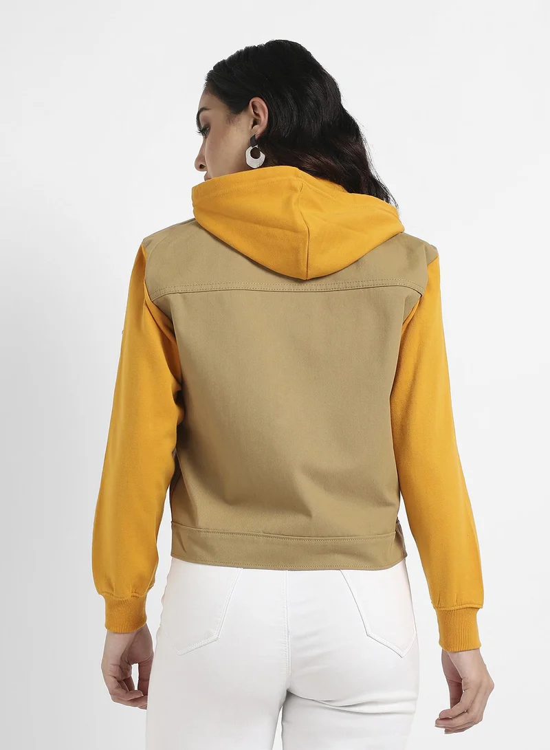 Campus Sutra Women's Yellow & Beige Denim Jacket With Sweatshirt Sleeve