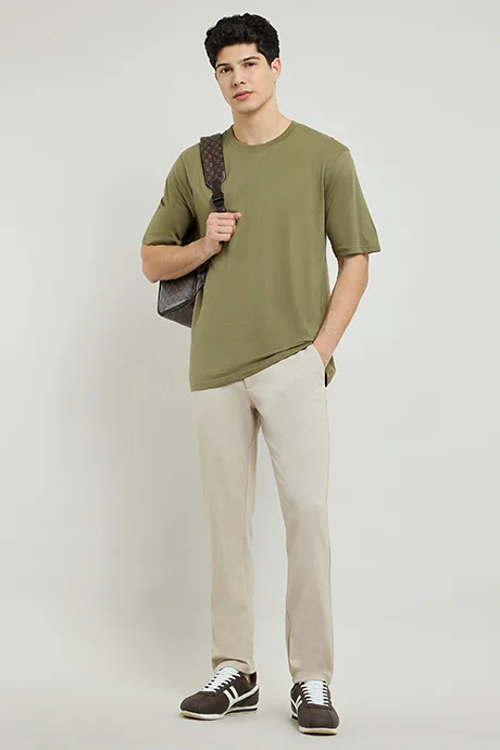 أر أند بي Solid T-Shirt with Crew Neck and Short Sleeves