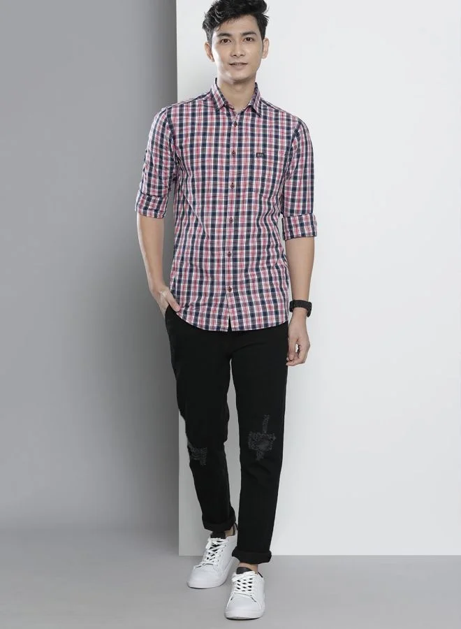 The Indian Garage Co Men Slim Fit Checkered Full Sleeves Spread Collar Casual Shirt