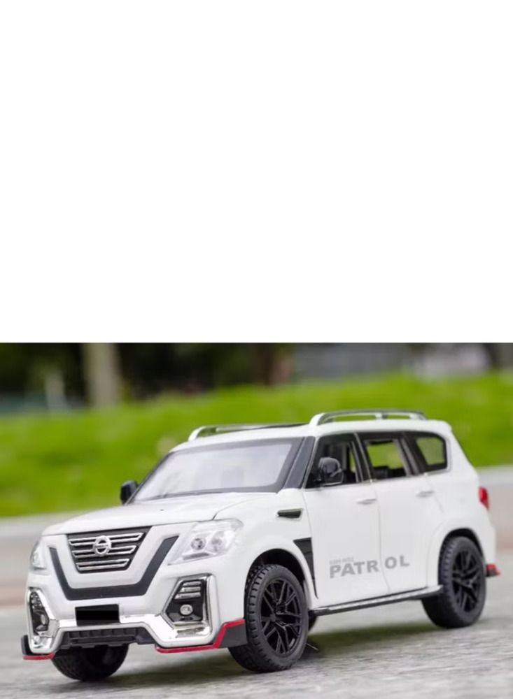Dream Zone Nissan Patrol Alloy Car Model Diecast 1:24 (White) - Image 3