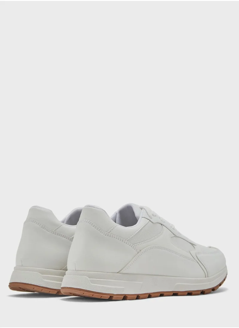 Robert Wood Casual Sneakers