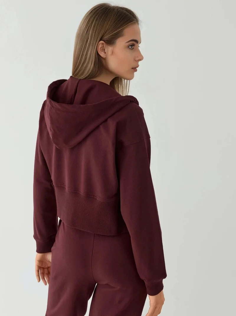 زوبعة سترة بغطاء رأس وسحاب