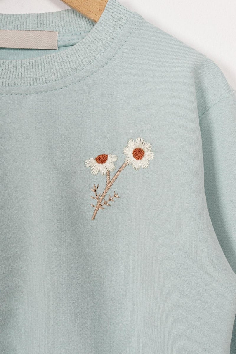 Acar Crew Neck Long Sleeve Daisy Embroidered Almond Green Color Girl Tracksuit - Image 3