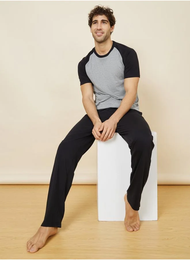 Styli Styli Colorblock Raglan Sleeve T-Shirt and Pyjama Set