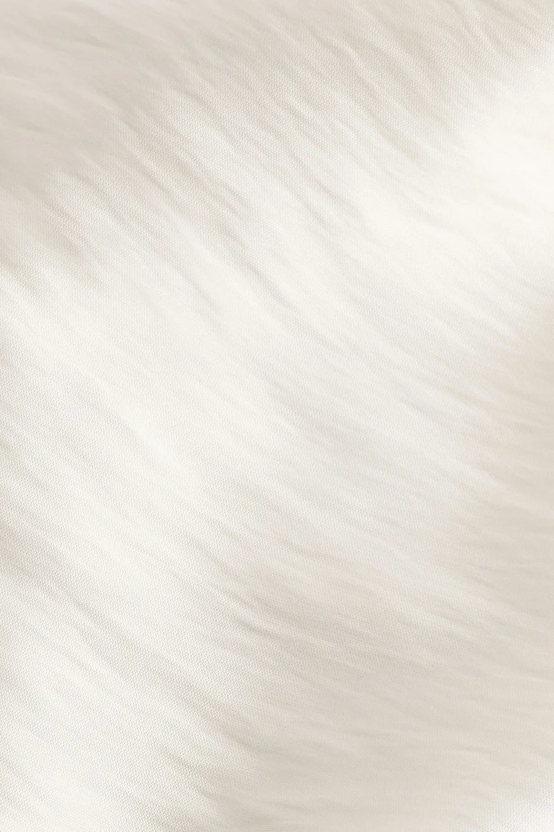 H&M Balloon-sleeved blouse