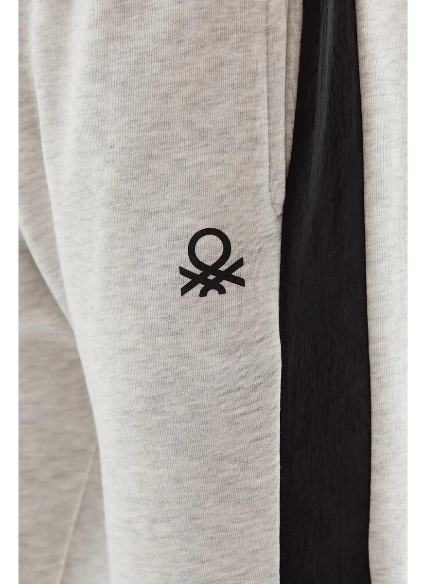 يونايتد كولورز أوف بينتيون Men's Jogger Pants