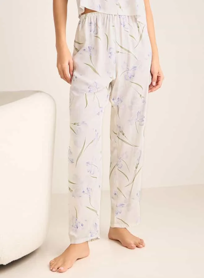 سبلاش فيڤ Floral Print Night Robe with Camisole and Pyjama Set