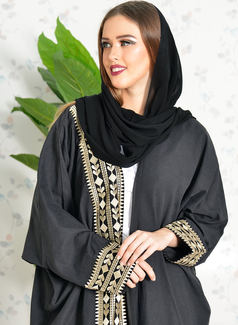 بوسني عباية بشت مطرزة على الطراز البحريني - Image 3