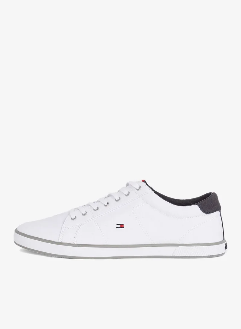 TOMMY HILFIGER Logo Low Top Sneakers