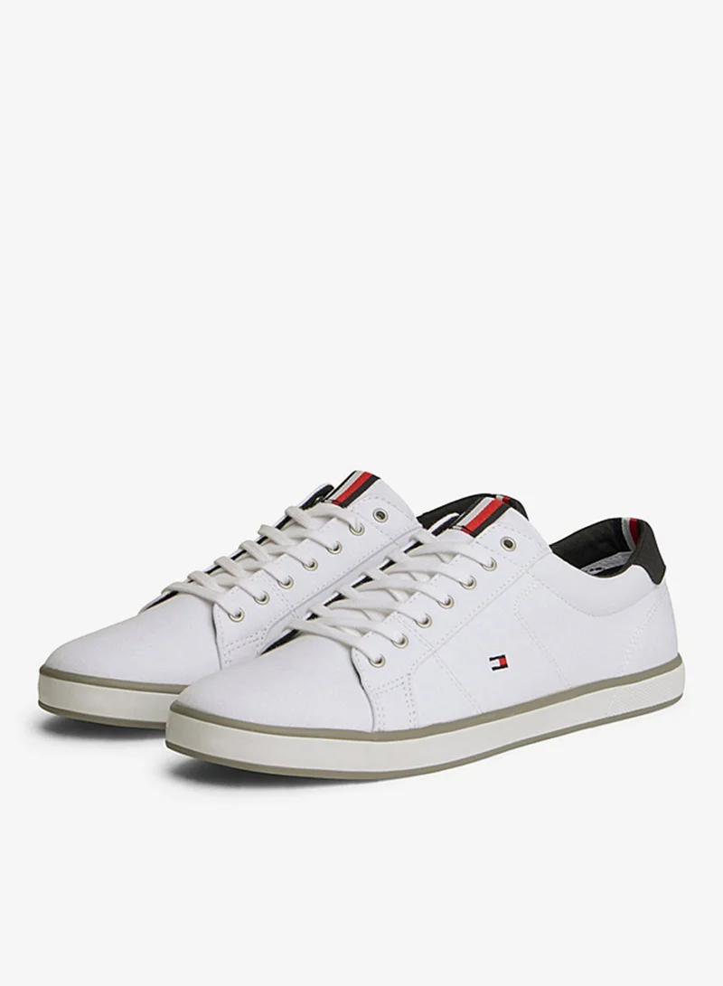 TOMMY HILFIGER Logo Low Top Sneakers