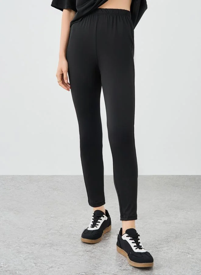 تايك تو Take Two Minimal Print Relaxed Fit T-Shirt and Leggings Co-Ords