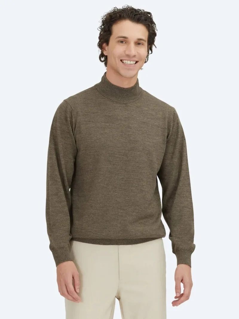 كيب سويت شيرت بني اللون من الصوف المحبوك