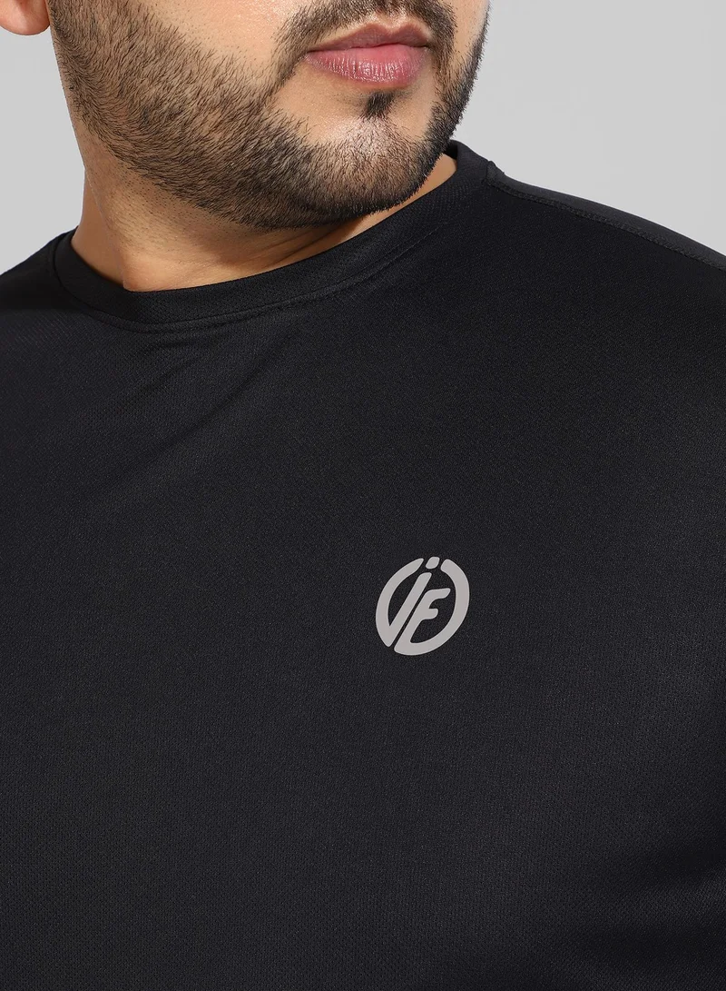 Instafab Plus Men's Solid Black Regular Fit Activewear T-Shirt