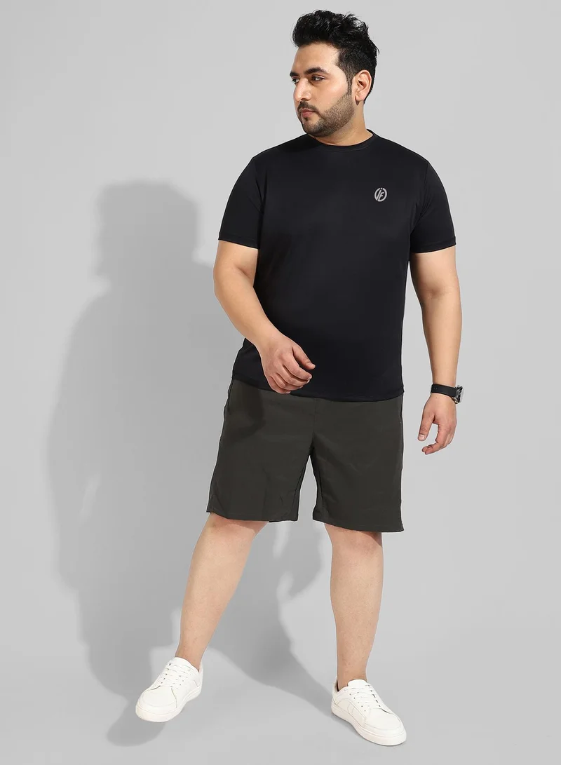 Instafab Plus Men's Solid Black Regular Fit Activewear T-Shirt