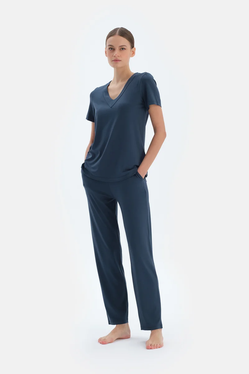 dagi T-shirt & Trousers Pajama Set V Neck Viscose Mid Rise Regular/Classic Fit Sleepwear