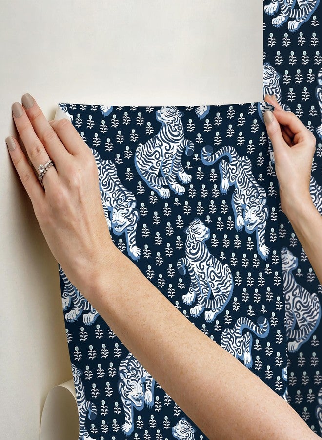NuWallpaper x Printfresh Navy Tiger Queen Peel and Stick Wallpaper, PFS6106 - Image 5