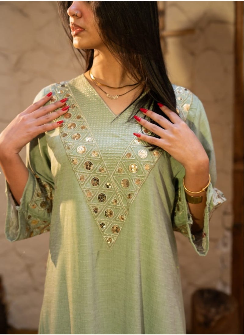 Luxurious jalabiya with a distinctive look, elegant linen and shiny sequins A455 - pzsku/Z73C651E400B694A42DEAZ/45/1741808380/ad479607-7c0c-4c2a-8aff-2590114ca7c7