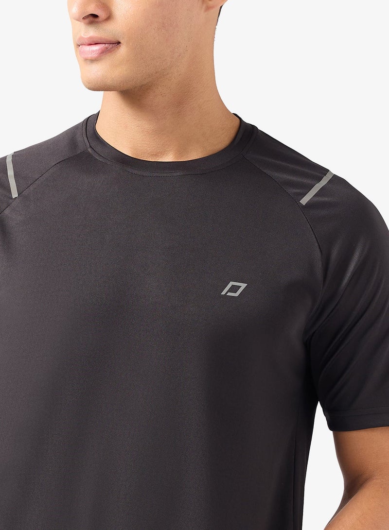 FRWD Training Activewear T-Shirt - Image 3