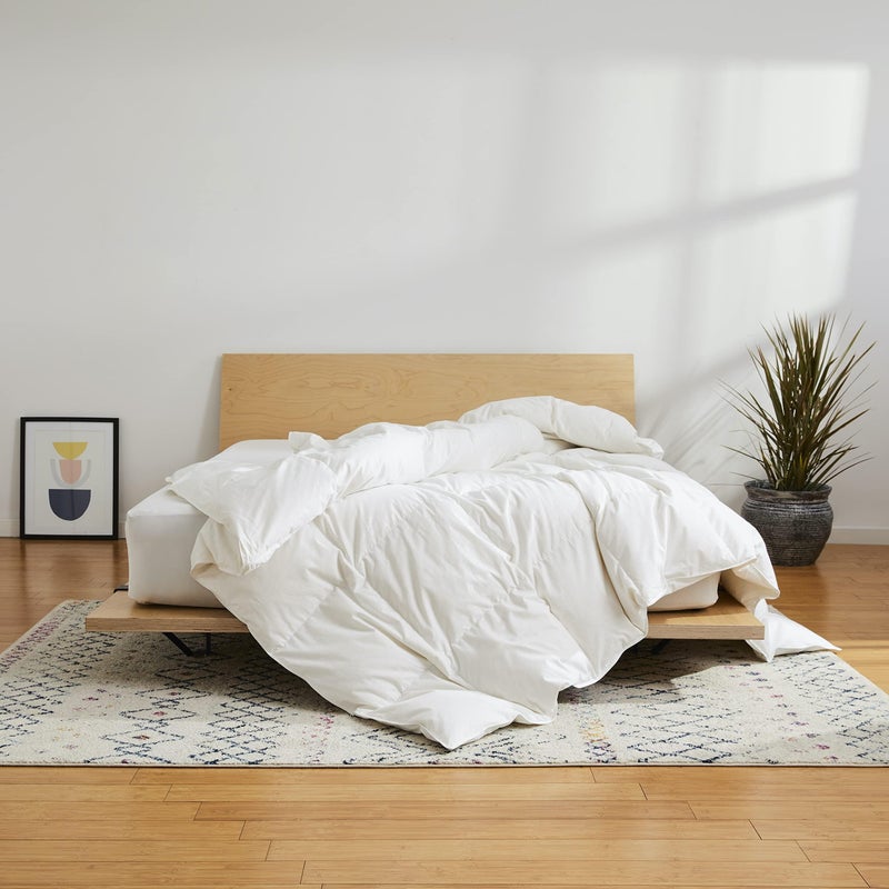 Brooklinen Brooklinen All Season Luxury Down Comforter 100 Natural Canadian Duck Down Duvet Insert  700 Fill Power 100 Cotton Shell Baffle Box Construction FullQueen Size Comforter 
